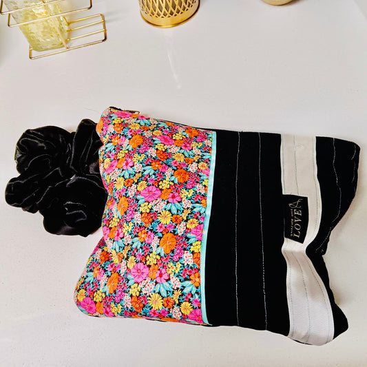 Quilted Bushel Of Flowers On Black Sand Zip Bag